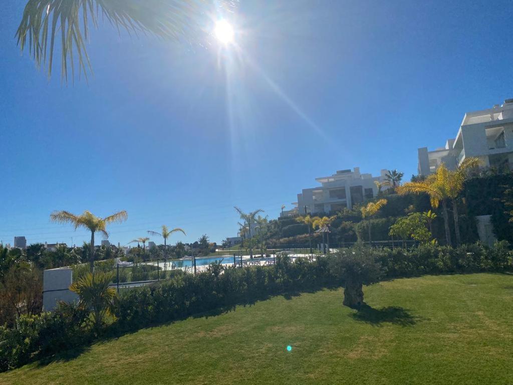 Palmsea Marbella-Estepona Buenas Noches Buitenkant foto