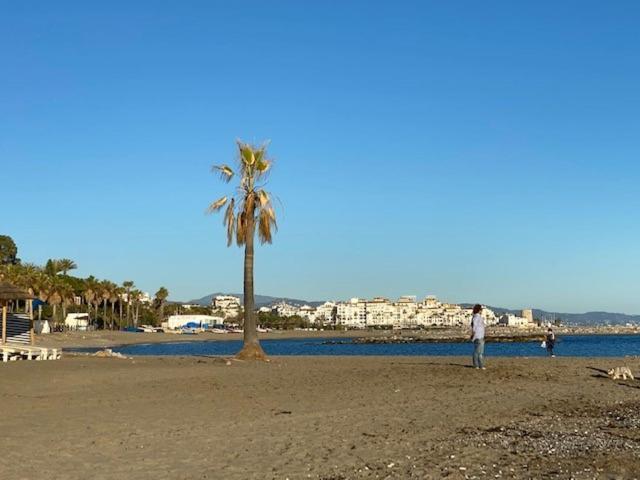 Palmsea Marbella-Estepona Buenas Noches Buitenkant foto